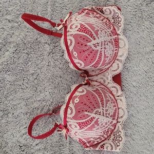 Pleasure State Victoria Secret bra